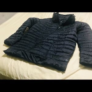 Black Gapfit  Winter/Spring Jacket